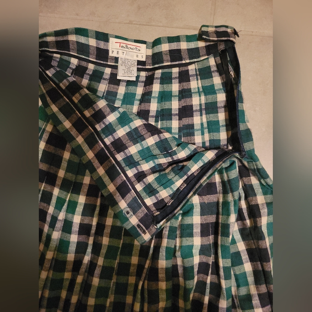 Talbots Green and Black Plaid A-Line Skirt - Picture 7 of 11